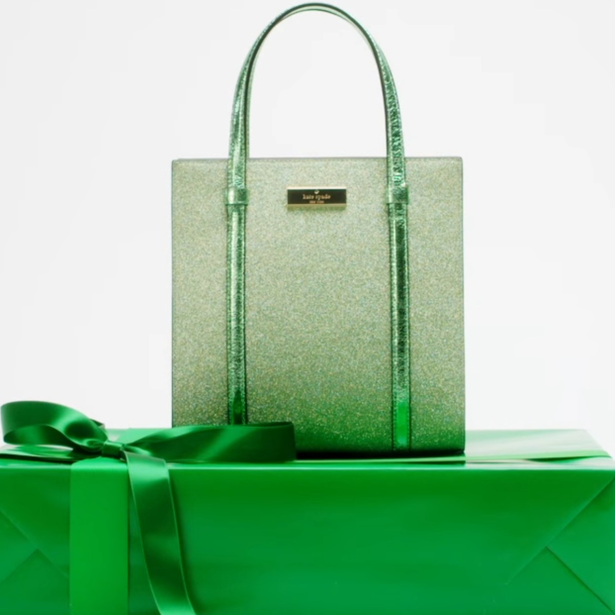 Kate Spade Outlet s Holiday Gift Guide Is Here Get Deals Starting at 28